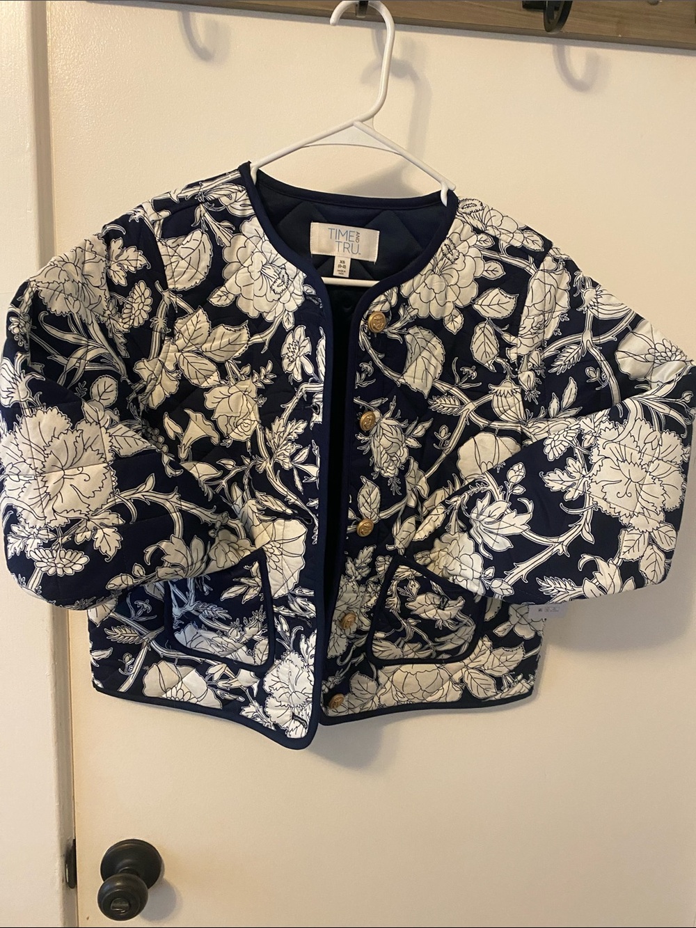 Jacket - Picture 7 of 16